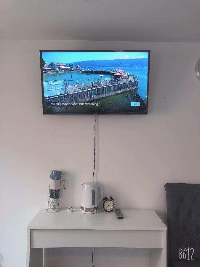 Flat 1 - Entire Modern Studio With En-Suite And Free Parking Close To Qmc, City Centre & Notts Uni Nottingham Luaran gambar