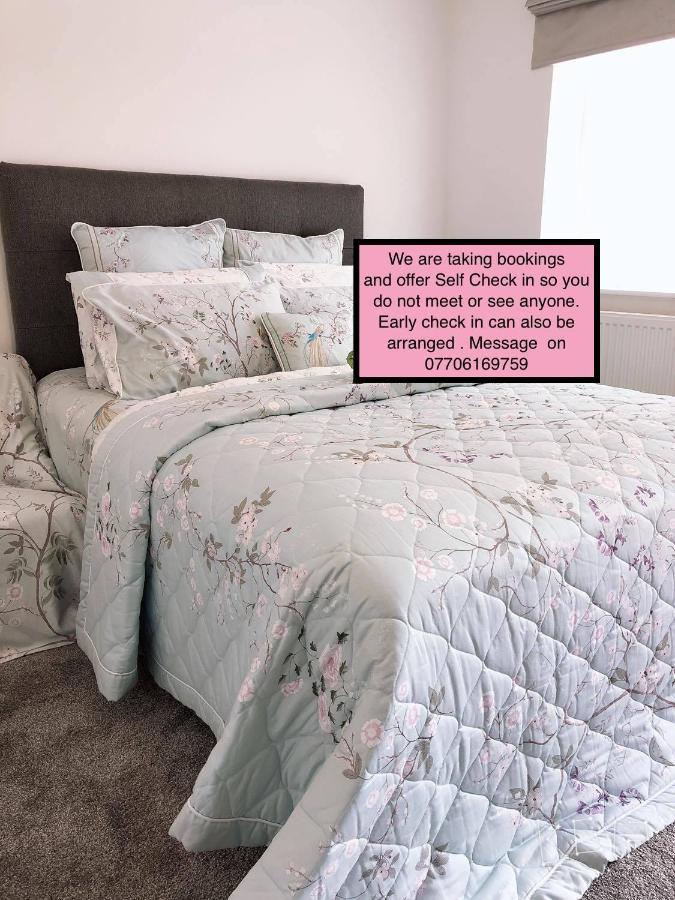 Flat 1 - Entire Modern Studio With En-Suite And Free Parking Close To Qmc, City Centre & Notts Uni Nottingham Luaran gambar